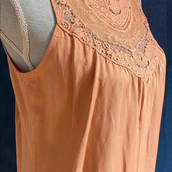 Gorgeous burnt cocoa/orange short romper with stunning lace front. - Picture 4 of 5